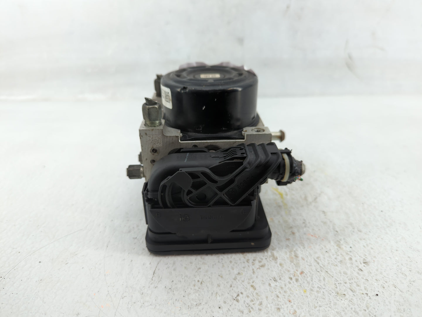 2014-2019 Nissan Versa ABS Pump Control Module Replacement P/N:47660 3WC0B Fits Fits 2014 2015 2016 2017 2018 2019 OEM Used 