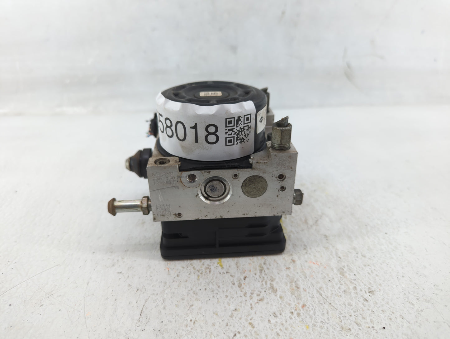 2014-2019 Nissan Versa ABS Pump Control Module Replacement P/N:47660 3WC0B Fits Fits 2014 2015 2016 2017 2018 2019 OEM Used 