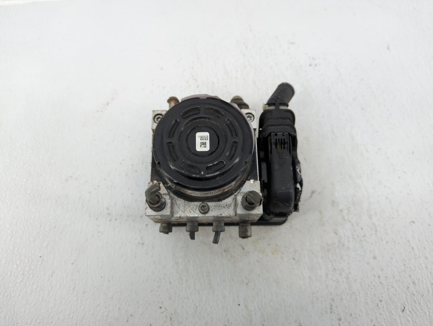 2014-2019 Nissan Versa ABS Pump Control Module Replacement P/N:47660 3WC0B Fits Fits 2014 2015 2016 2017 2018 2019 OEM Used 