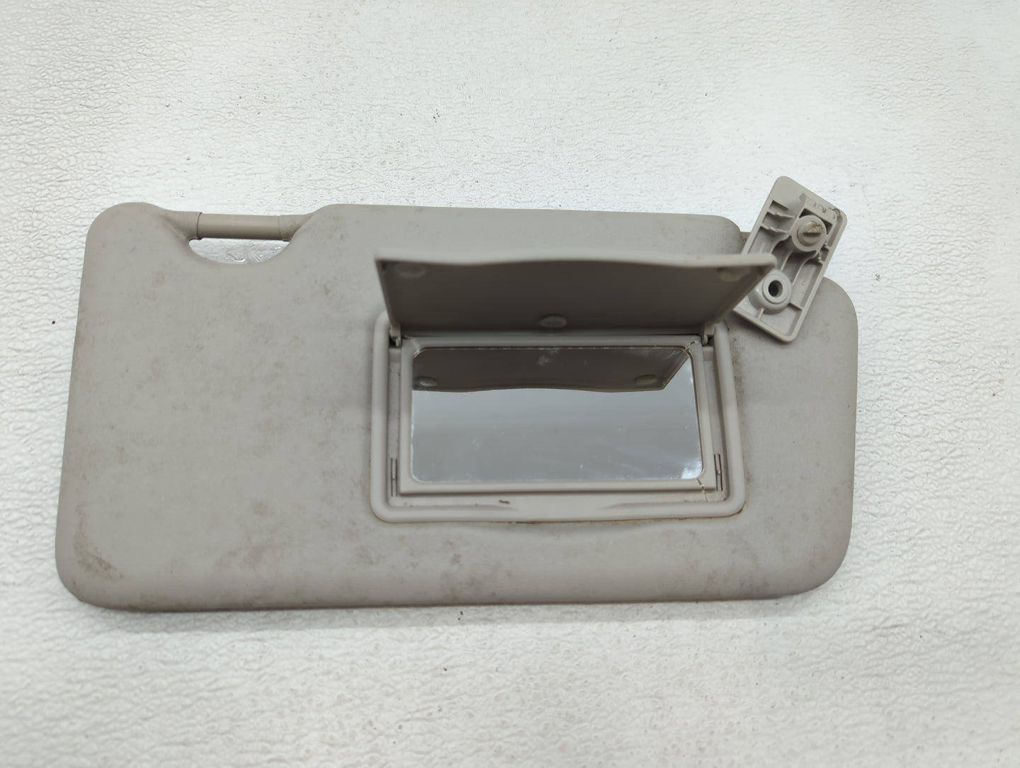 2016-2019 Nissan Versa Sun Visor Shade Replacement Passenger Right Mirror Fits Fits 2015 2016 2017 2018 2019 OEM Used Auto P