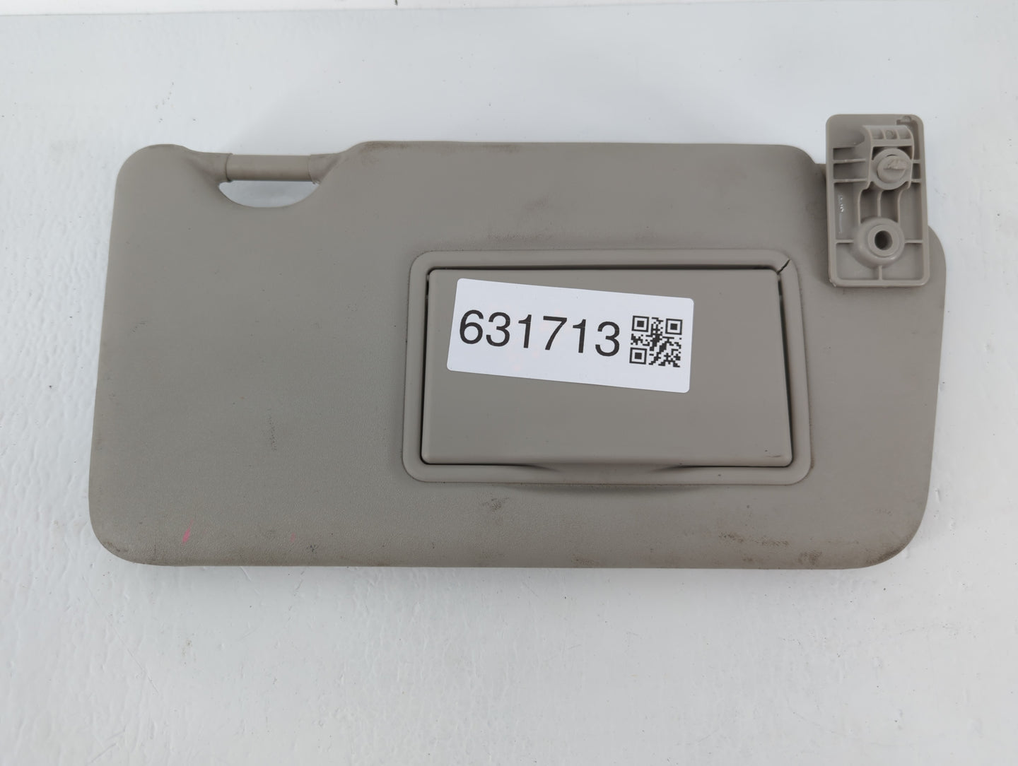 2016-2019 Nissan Versa Sun Visor Shade Replacement Passenger Right Mirror Fits Fits 2015 2016 2017 2018 2019 OEM Used Auto P