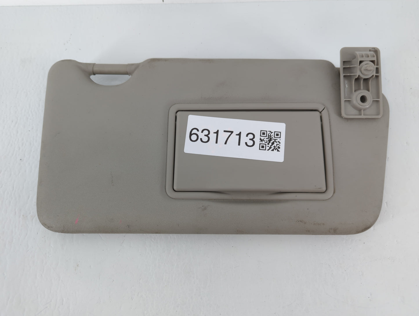 2016-2019 Nissan Versa Sun Visor Shade Replacement Passenger Right Mirror Fits Fits 2015 2016 2017 2018 2019 OEM Used Auto P