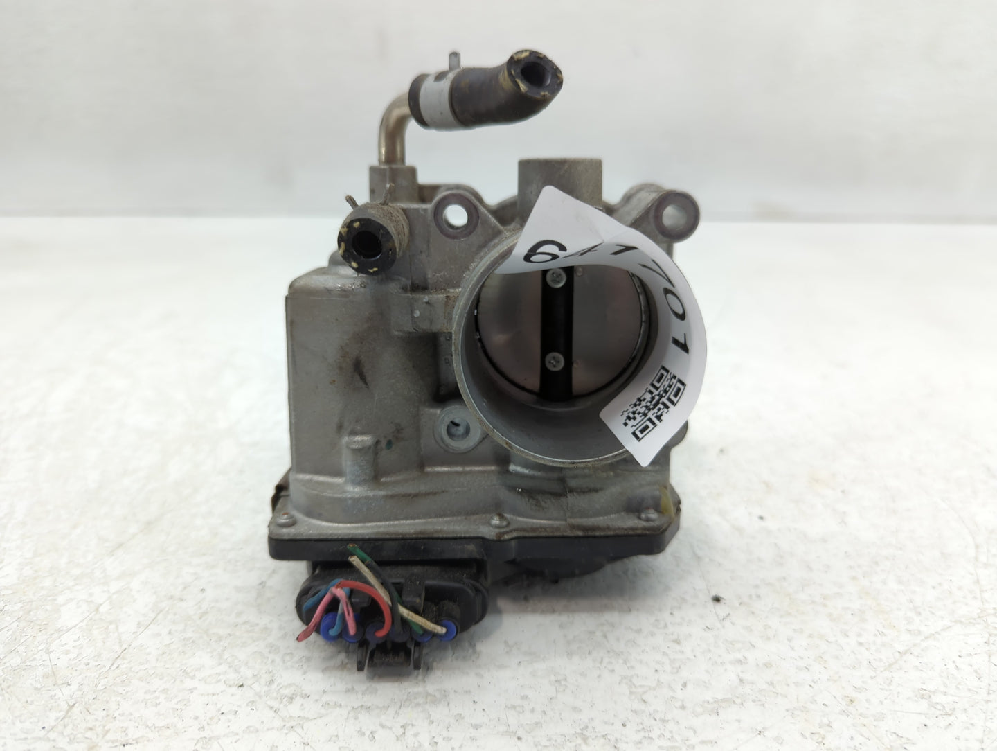 2012-2019 Nissan Versa Throttle Body P/N:3AA50-02 E Fits Fits 2012 2013 2014 2015 2016 2017 2018 2019 OEM Used Auto Parts - 
