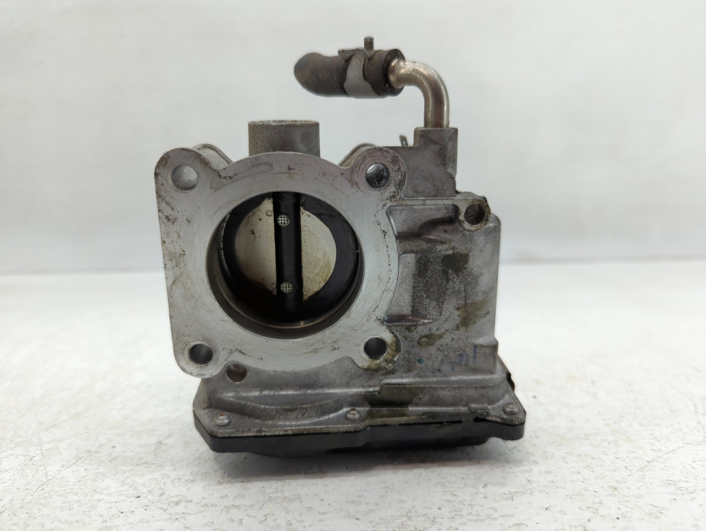 2012-2019 Nissan Versa Throttle Body P/N:3AA50-02 E Fits Fits 2012 2013 2014 2015 2016 2017 2018 2019 OEM Used Auto Parts - 