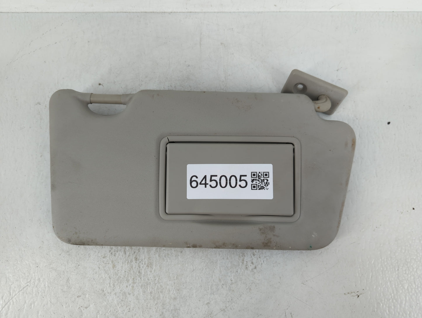 2016-2019 Nissan Versa Sun Visor Shade Replacement Passenger Right Mirror Fits Fits 2015 2016 2017 2018 2019 OEM Used Auto P