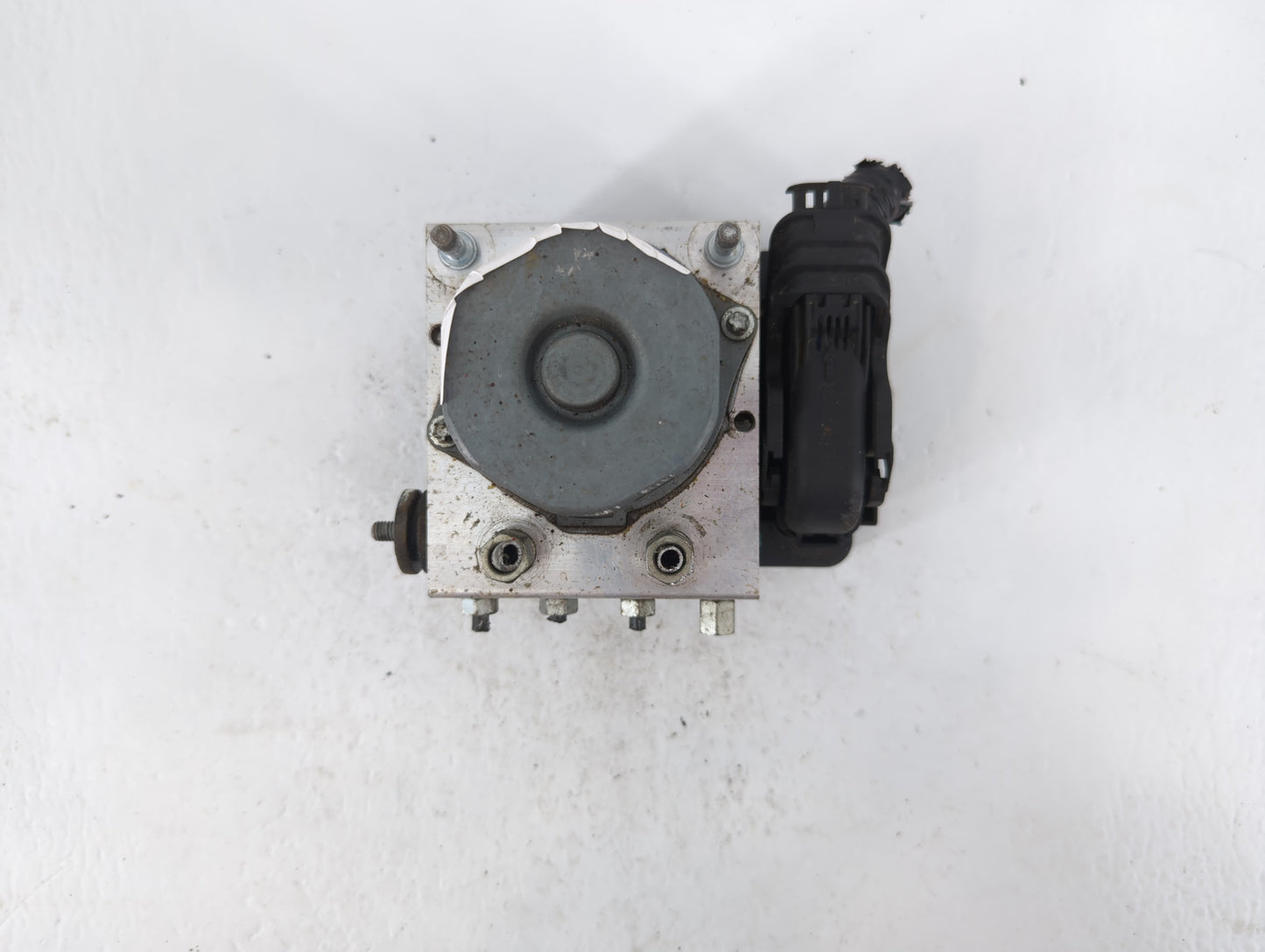 2015-2019 Nissan Versa ABS Pump Control Module Replacement P/N:47660-9KK0A Fits Fits 2015 2016 2017 2018 2019 OEM Used Auto 