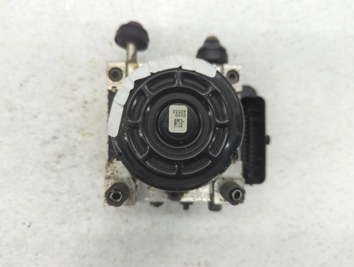 2014-2019 Nissan Versa Anti-Lock Brake ABS Pump Module Actuator OEM P/N:47660 9MD0B Fits Fits 2014 2015 2016 2017 2018 2019 