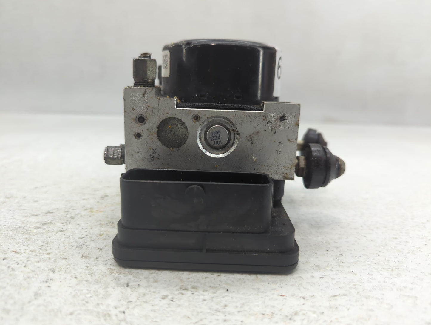 2014-2019 Nissan Versa ABS Pump Control Module Replacement P/N:47660 9MD0B Fits Fits 2014 2015 2016 2017 2018 2019 OEM Used 