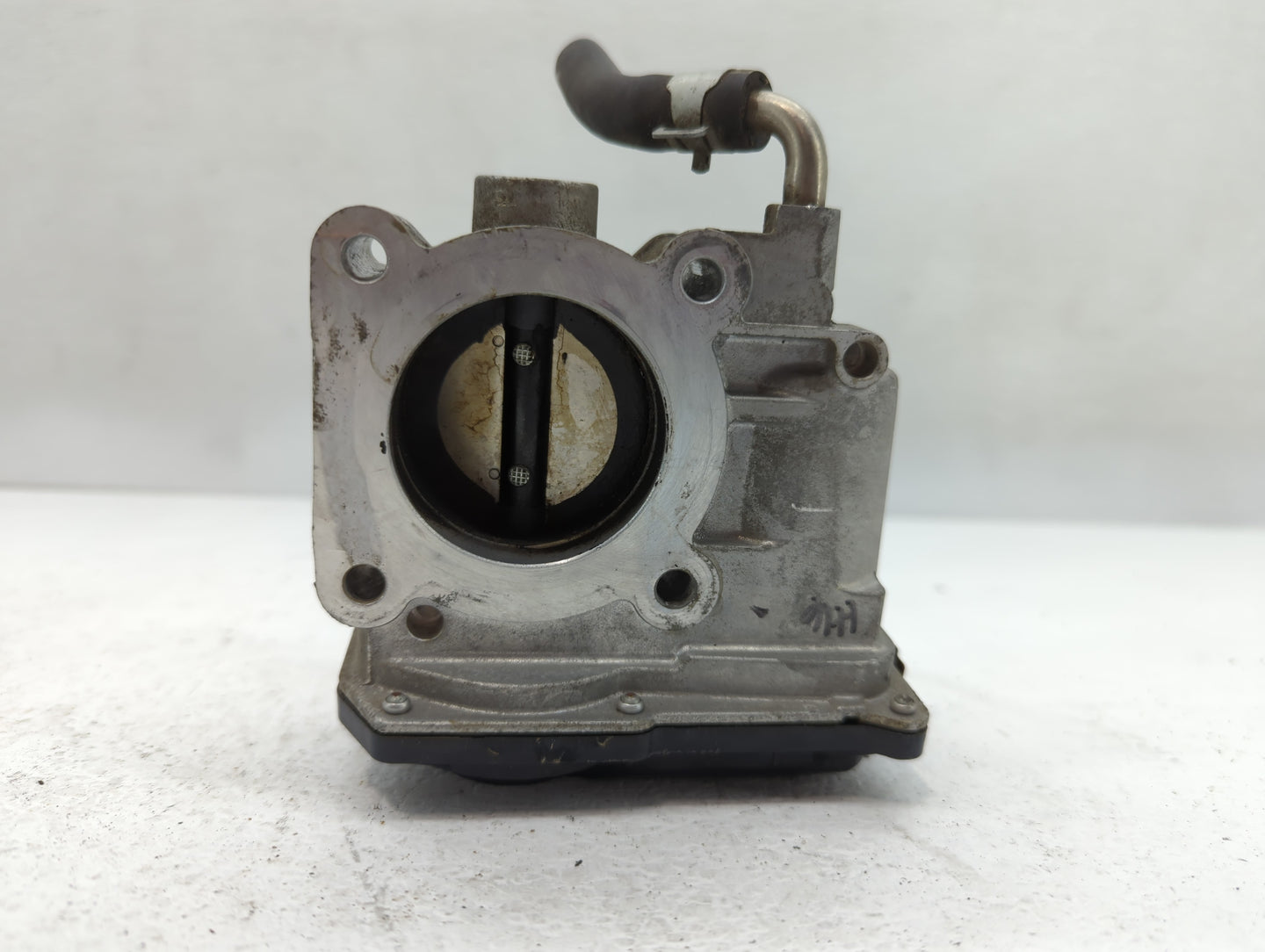 2012-2019 Nissan Versa Throttle Body P/N:3AA50-02 E Fits Fits 2012 2013 2014 2015 2016 2017 2018 2019 OEM Used Auto Parts - 