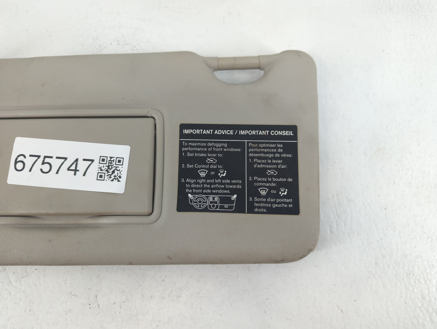 2016-2019 Nissan Versa Sun Visor Shade Replacement Passenger Right Mirror Fits Fits 2015 2016 2017 2018 2019 OEM Used Auto P