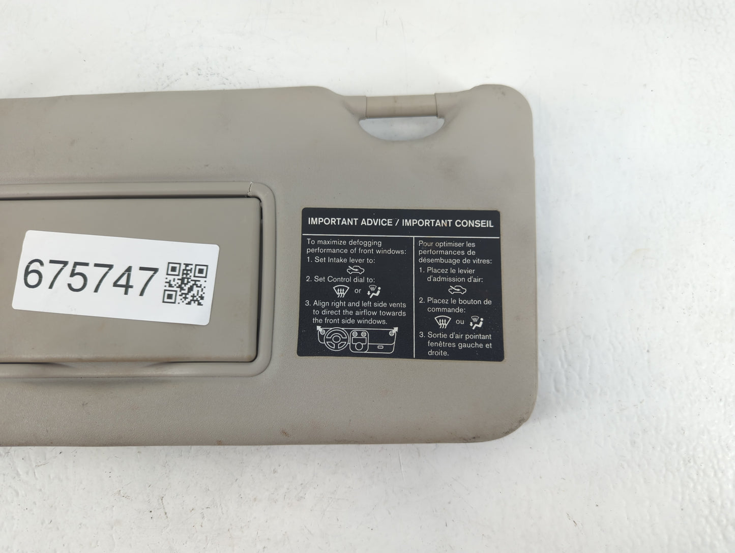 2016-2019 Nissan Versa Sun Visor Shade Replacement Passenger Right Mirror Fits Fits 2015 2016 2017 2018 2019 OEM Used Auto P