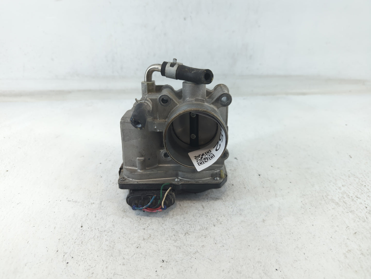 2012-2019 Nissan Versa Throttle Body P/N:3AA50-02 E Fits Fits 2012 2013 2014 2015 2016 2017 2018 2019 OEM Used Auto Parts - 