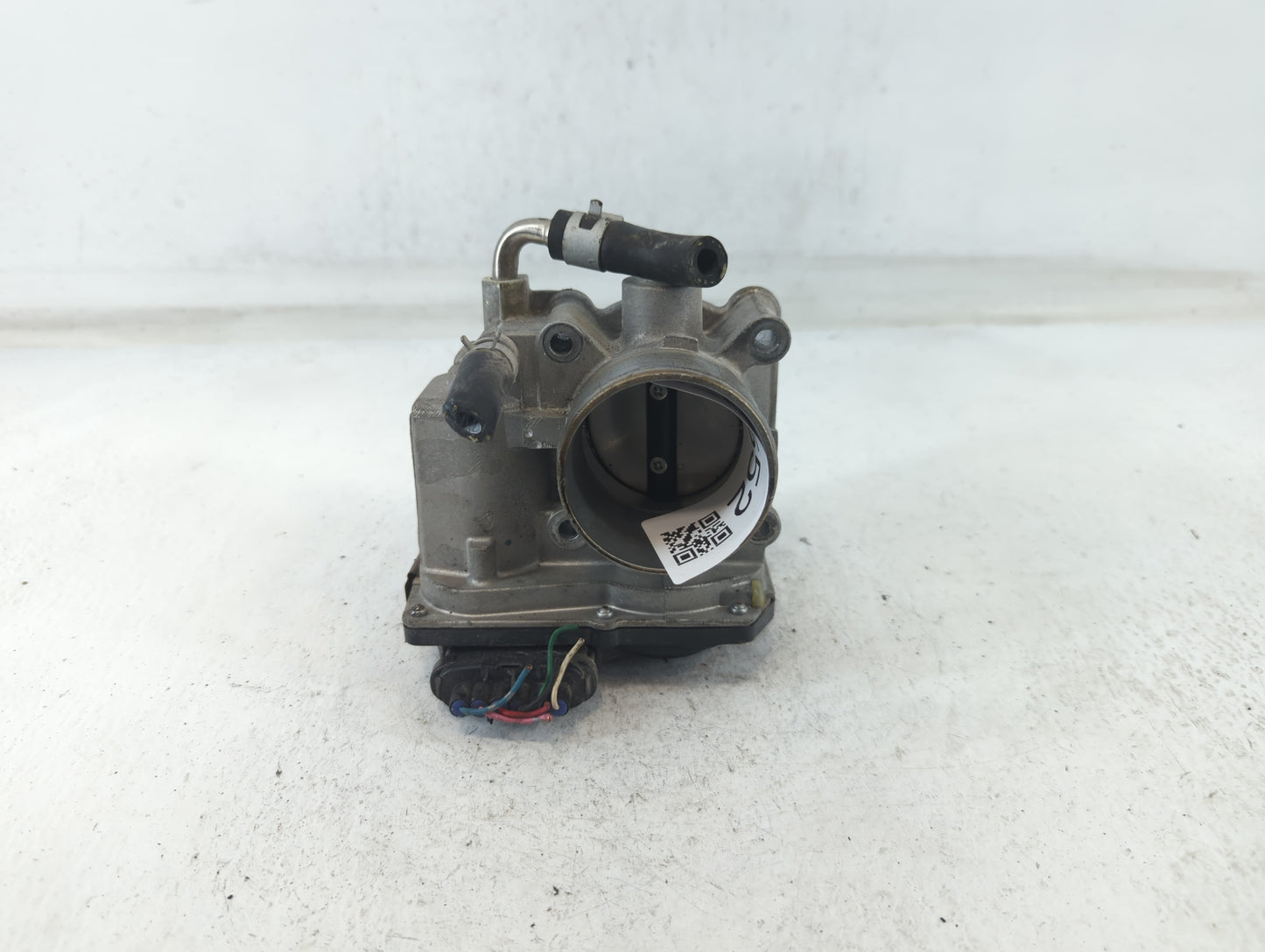 2012-2019 Nissan Versa Throttle Body P/N:3AA50-02 E Fits Fits 2012 2013 2014 2015 2016 2017 2018 2019 OEM Used Auto Parts - 