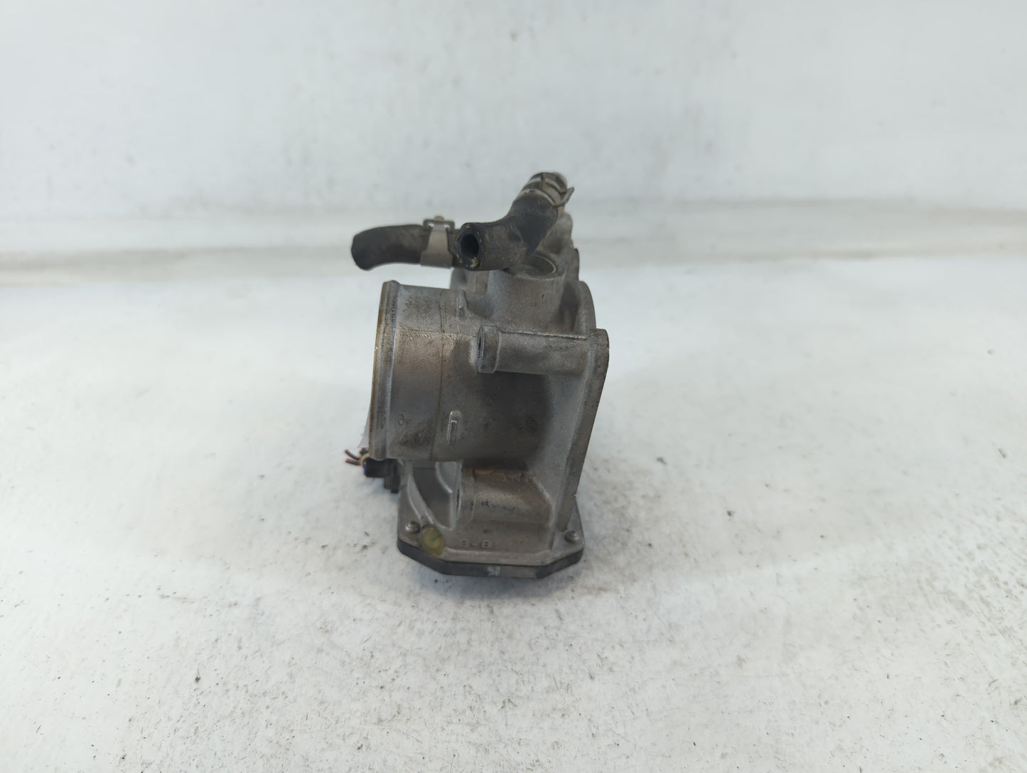 2012-2019 Nissan Versa Throttle Body P/N:3AA50-02 E Fits Fits 2012 2013 2014 2015 2016 2017 2018 2019 OEM Used Auto Parts - 