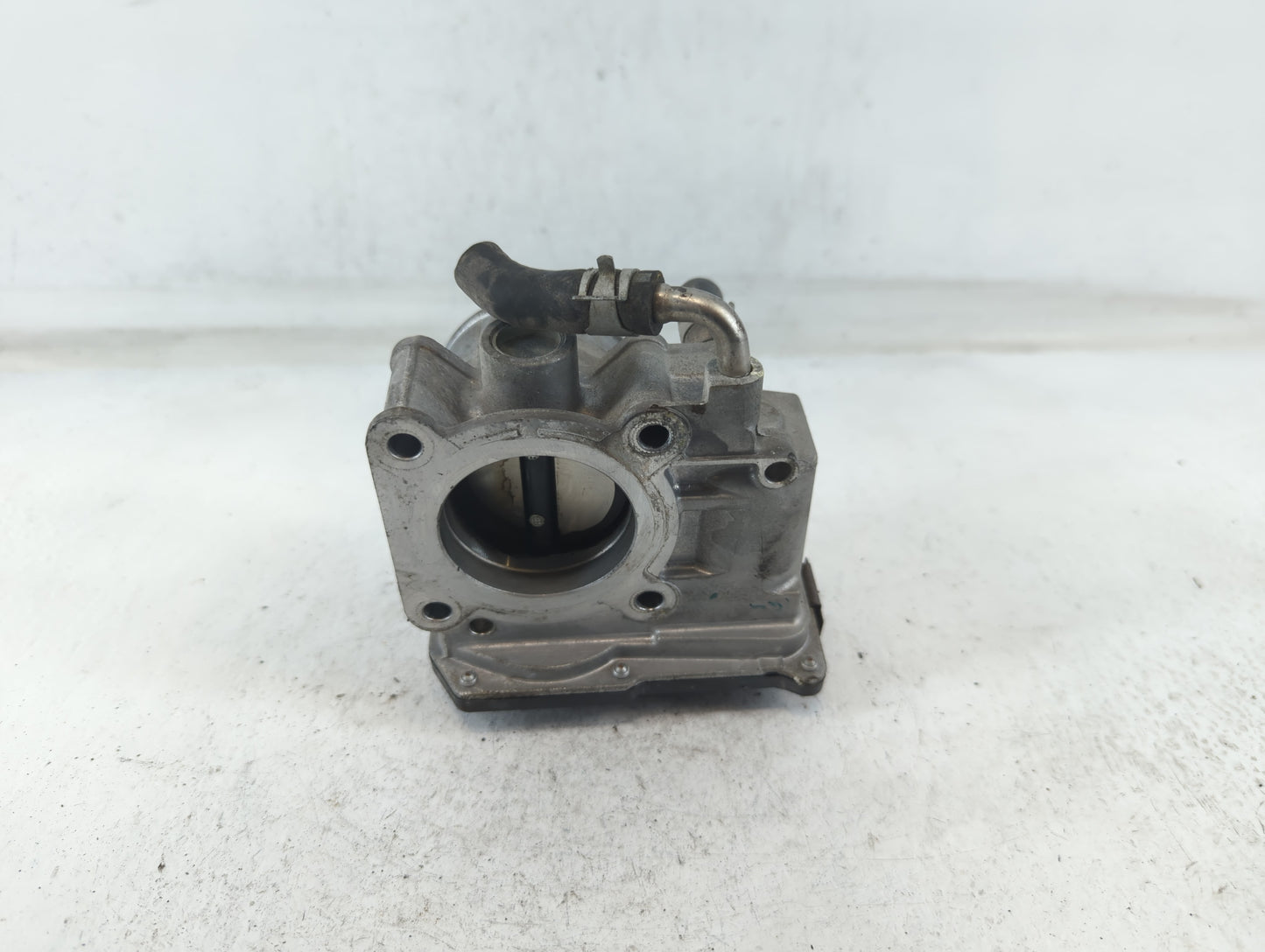 2012-2019 Nissan Versa Throttle Body P/N:3AA50-02 E Fits Fits 2012 2013 2014 2015 2016 2017 2018 2019 OEM Used Auto Parts - 