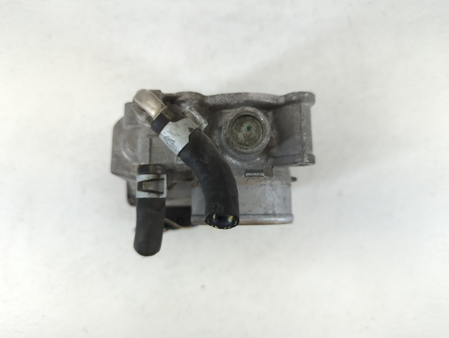 2012-2019 Nissan Versa Throttle Body P/N:3AA50-02 E Fits Fits 2012 2013 2014 2015 2016 2017 2018 2019 OEM Used Auto Parts - 