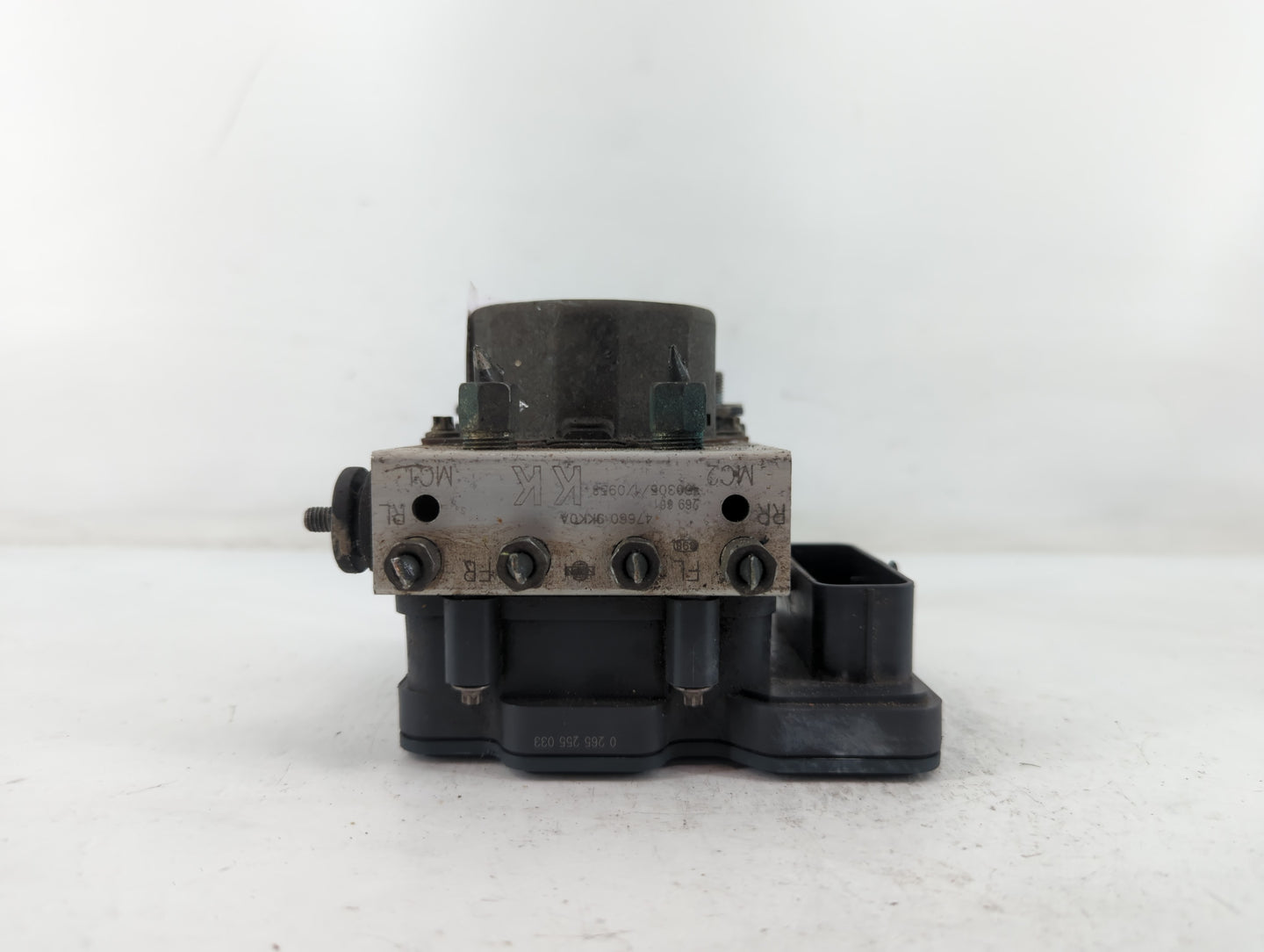 2015-2019 Nissan Versa ABS Pump Control Module Replacement P/N:269 661 47660 9KK0A Fits Fits 2015 2016 2017 2018 2019 OEM Us