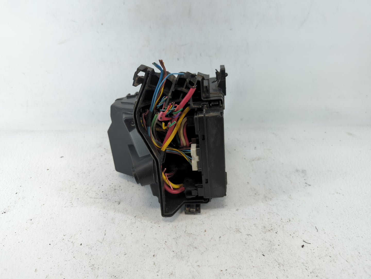 2013-2019 Nissan Versa Fusebox Fuse Box Panel Relay Module P/N:284B8 1HA0B Fits Fits 2013 2014 2015 2016 2017 2018 2019 OEM 