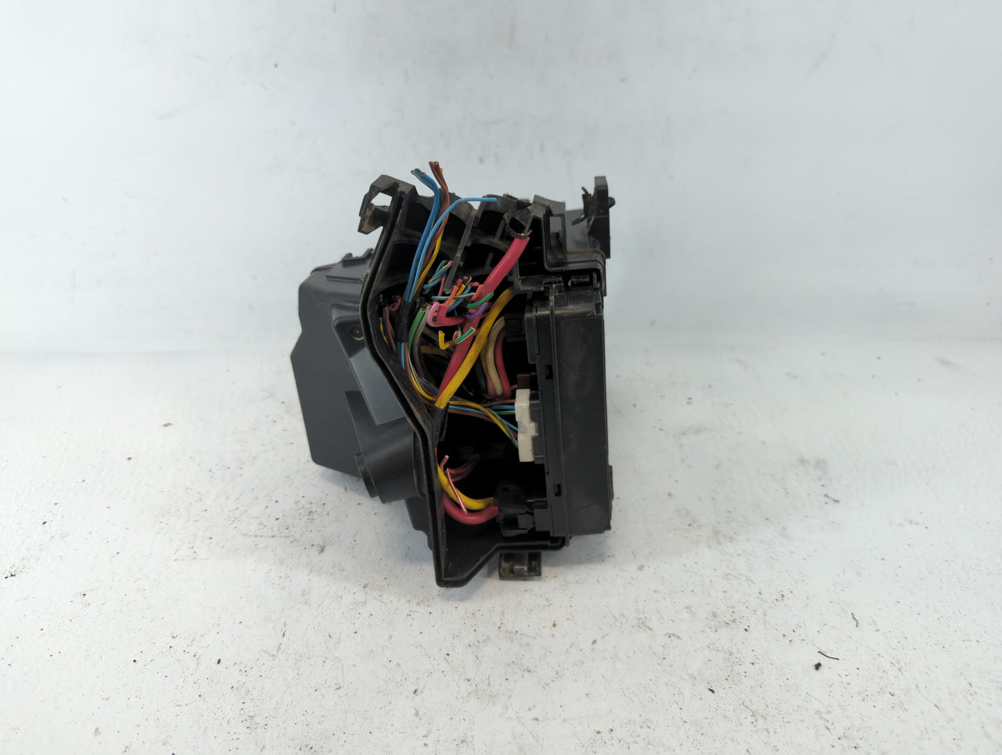 2013-2019 Nissan Versa Fusebox Fuse Box Panel Relay Module P/N:284B8 1HA0B Fits Fits 2013 2014 2015 2016 2017 2018 2019 OEM 
