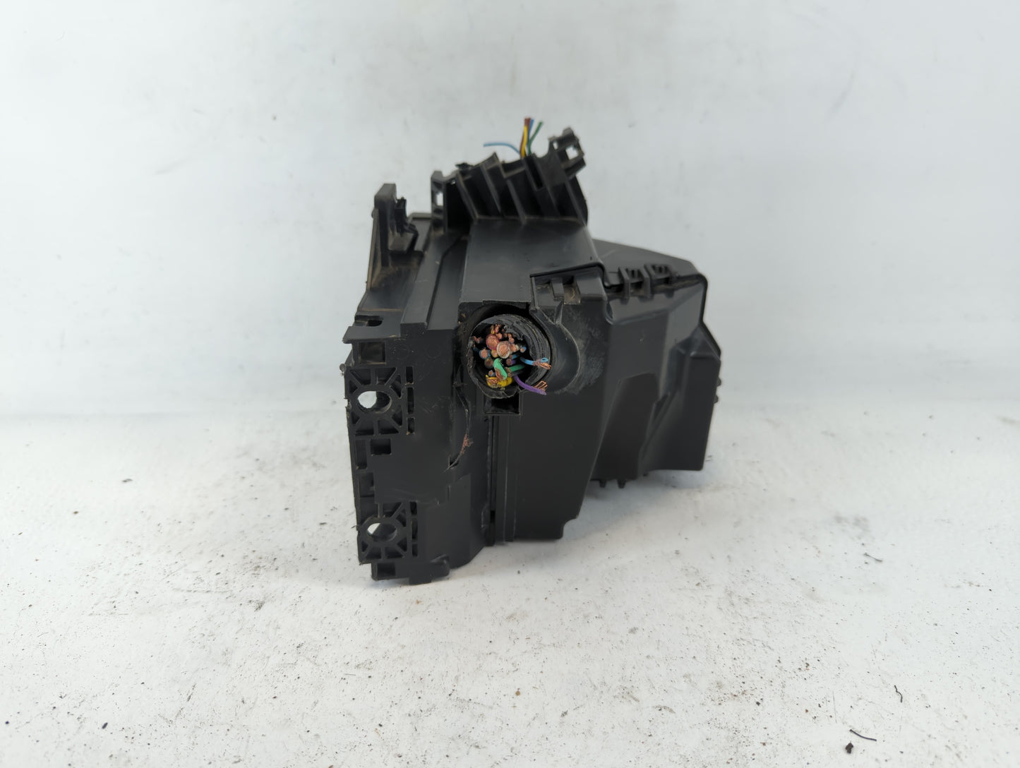 2013-2019 Nissan Versa Fusebox Fuse Box Panel Relay Module P/N:284B8 1HA0B Fits Fits 2013 2014 2015 2016 2017 2018 2019 OEM 