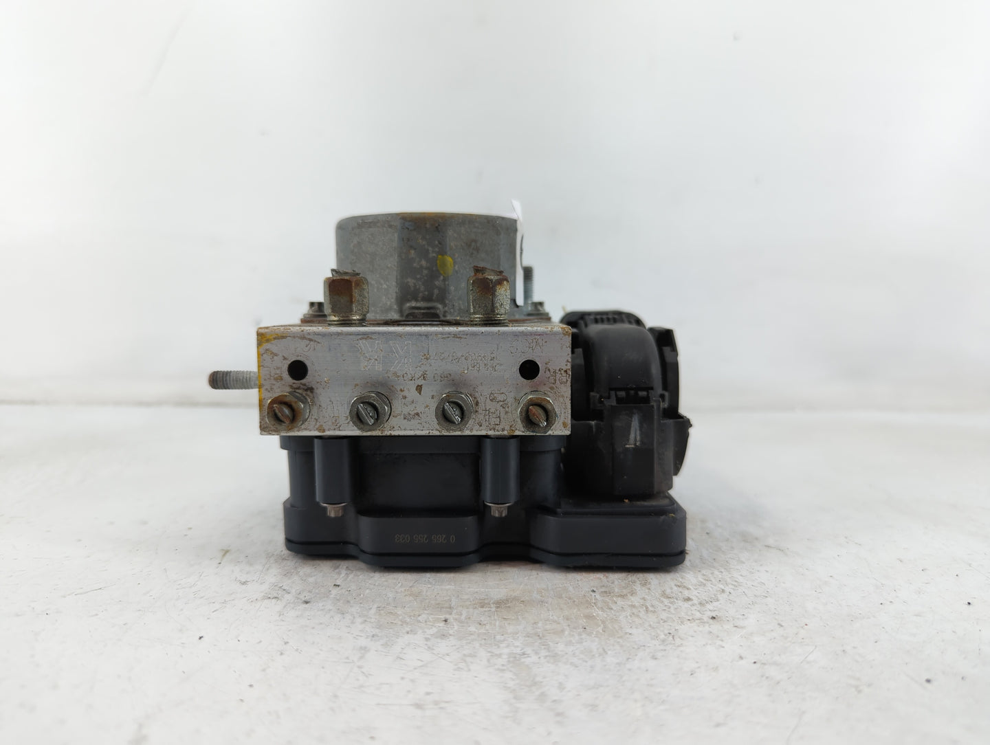 2015-2019 Nissan Versa ABS Pump Control Module Replacement P/N:269 661 47660 9KK0A Fits Fits 2015 2016 2017 2018 2019 OEM Us