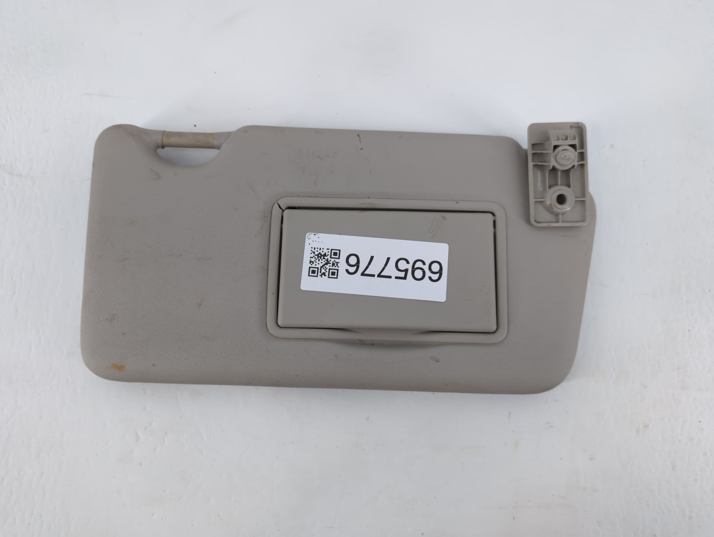 2016-2019 Nissan Versa Sun Visor Shade Replacement Passenger Right Mirror Fits Fits 2015 2016 2017 2018 2019 OEM Used Auto P