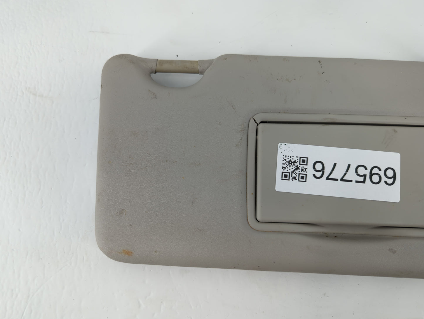 2016-2019 Nissan Versa Sun Visor Shade Replacement Passenger Right Mirror Fits Fits 2015 2016 2017 2018 2019 OEM Used Auto P