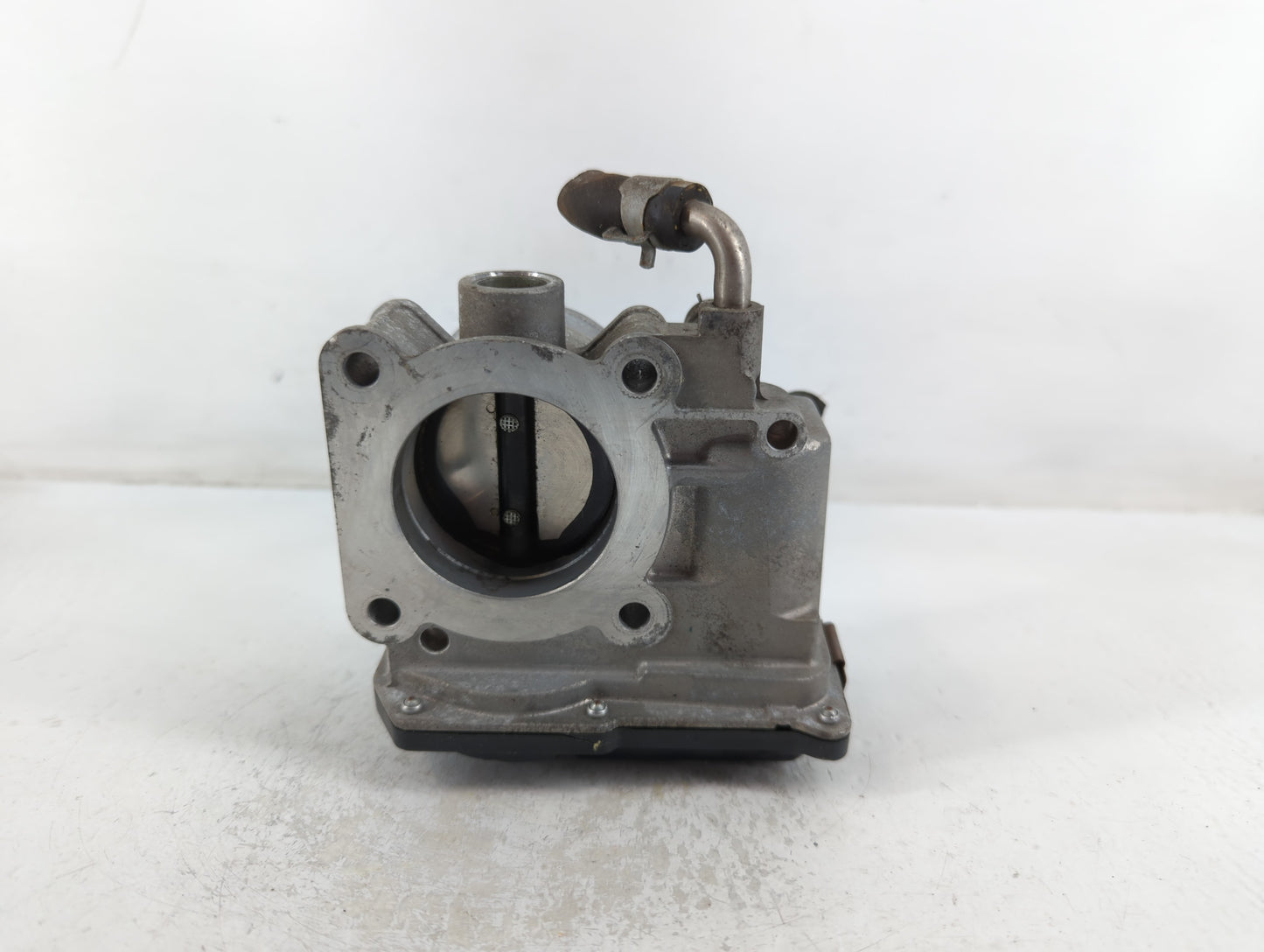 2012-2019 Nissan Versa Throttle Body P/N:3AA50-02 E Fits Fits 2012 2013 2014 2015 2016 2017 2018 2019 OEM Used Auto Parts - 