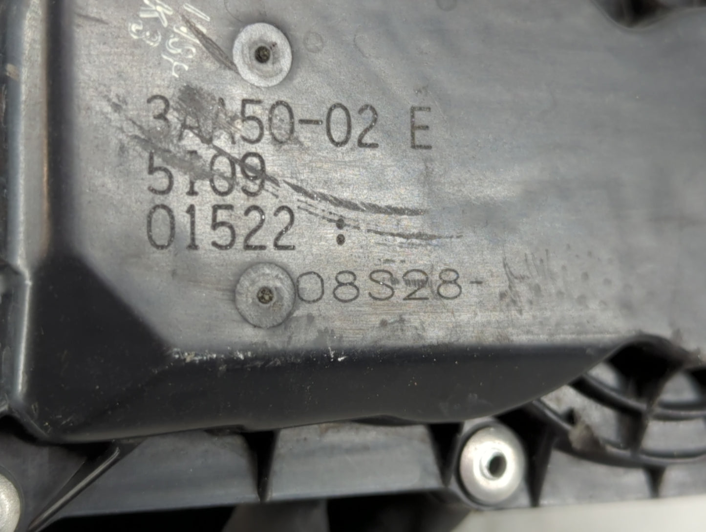 2012-2019 Nissan Versa Throttle Body P/N:3AA50-02 E Fits Fits 2012 2013 2014 2015 2016 2017 2018 2019 OEM Used Auto Parts - 