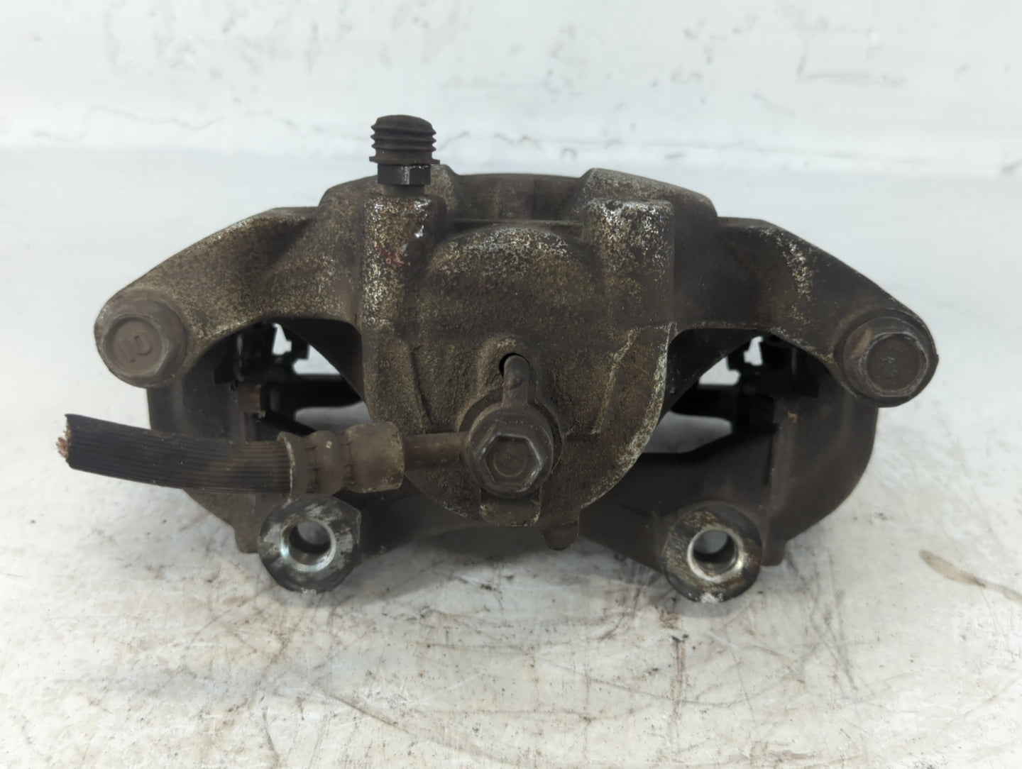 2012-2019 Nissan Versa Front Driver Left Brake Caliper 699819 - Oemusedautoparts1.com