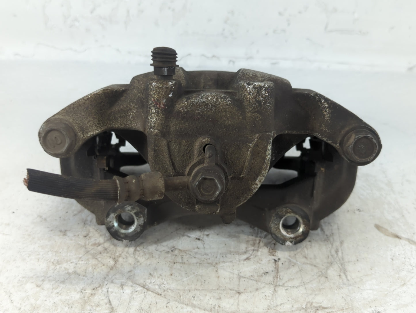 2012-2019 Nissan Versa Front Driver Left Brake Caliper 699819 - Oemusedautoparts1.com