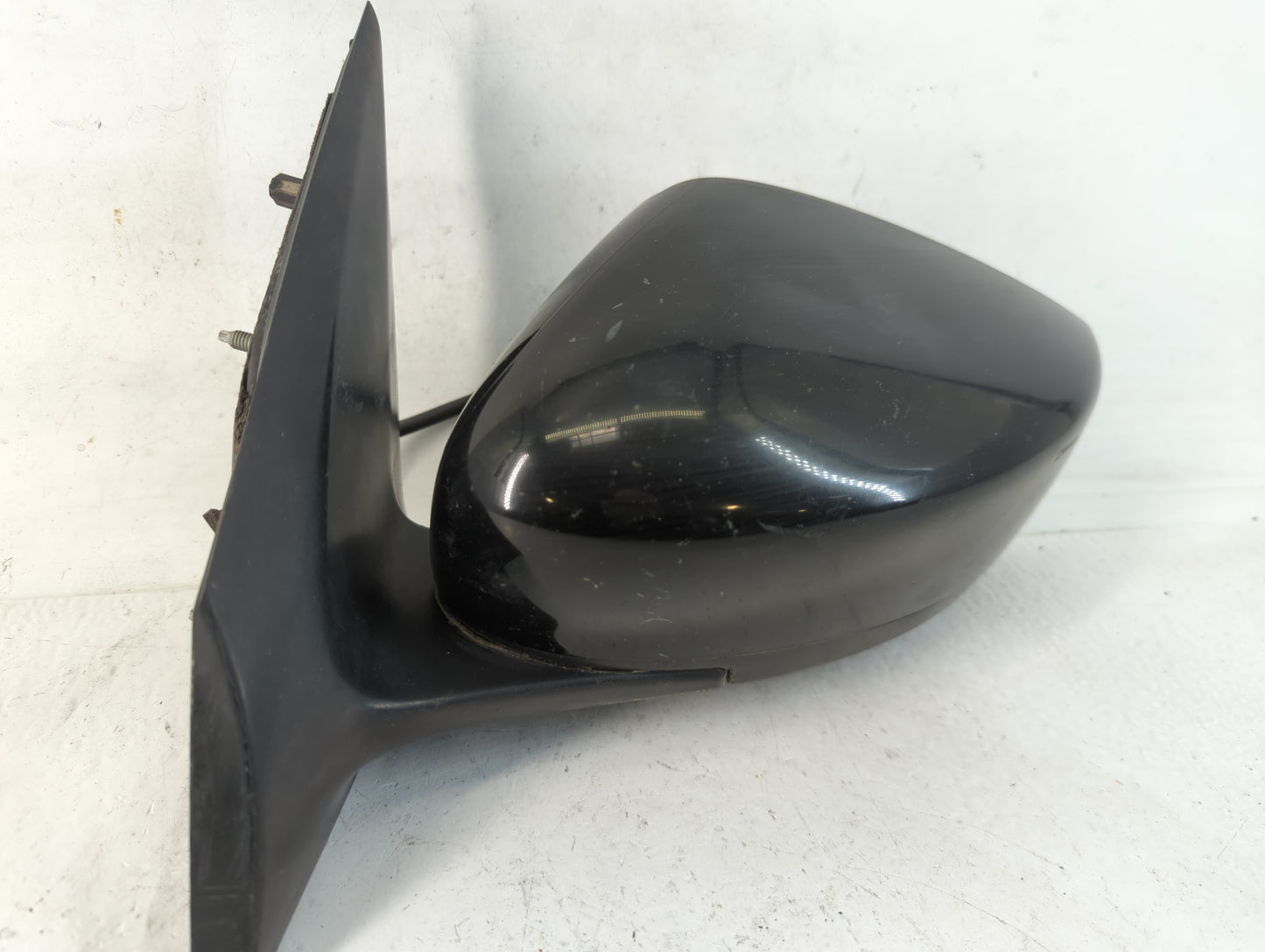2015-2019 Nissan Versa Driver Side View Mirror - Left Door Mirror OEM Used - Oemusedautoparts1.com
