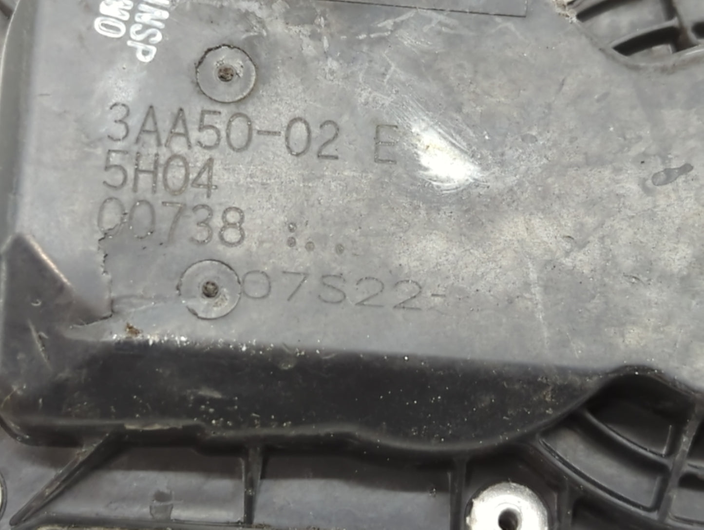 2012-2019 Nissan Versa Throttle Body P/N:3AA50-02 E Fits Fits 2012 2013 2014 2015 2016 2017 2018 2019 OEM Used Auto Parts - 