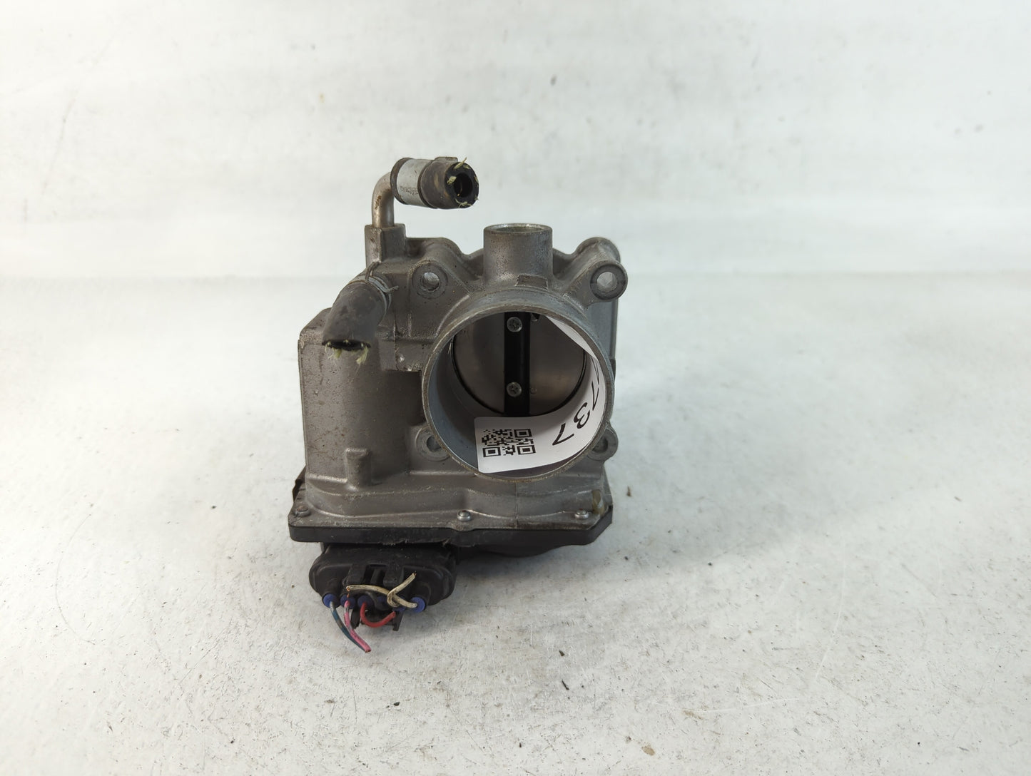 2012-2019 Nissan Versa Throttle Body P/N:3AA50-02 E Fits Fits 2012 2013 2014 2015 2016 2017 2018 2019 OEM Used Auto Parts - 