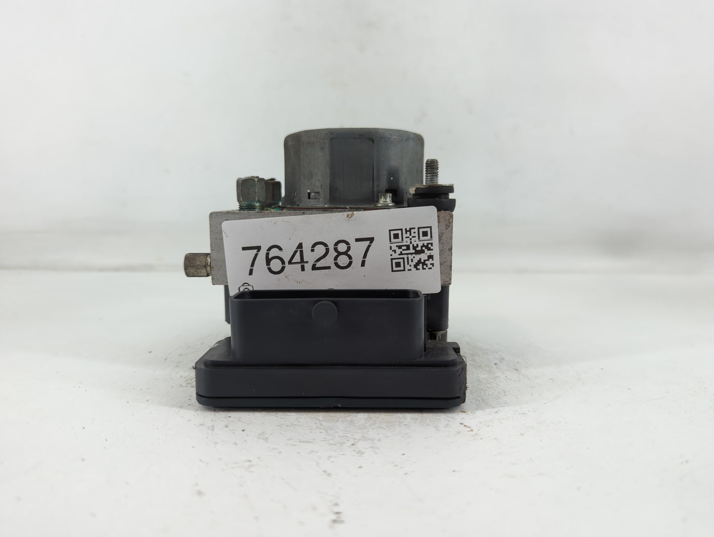 2015-2019 Nissan Versa ABS Pump Control Module Replacement P/N:47660 9KK0A 0265956531 Fits Fits 2015 2016 2017 2018 2019 OEM