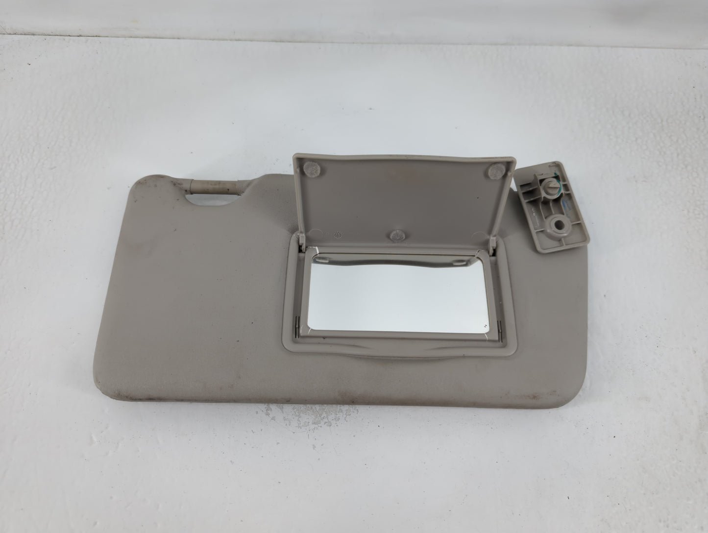 2016-2019 Nissan Versa Sun Visor Shade Replacement Passenger Right Mirror Fits Fits 2015 2016 2017 2018 2019 OEM Used Auto P