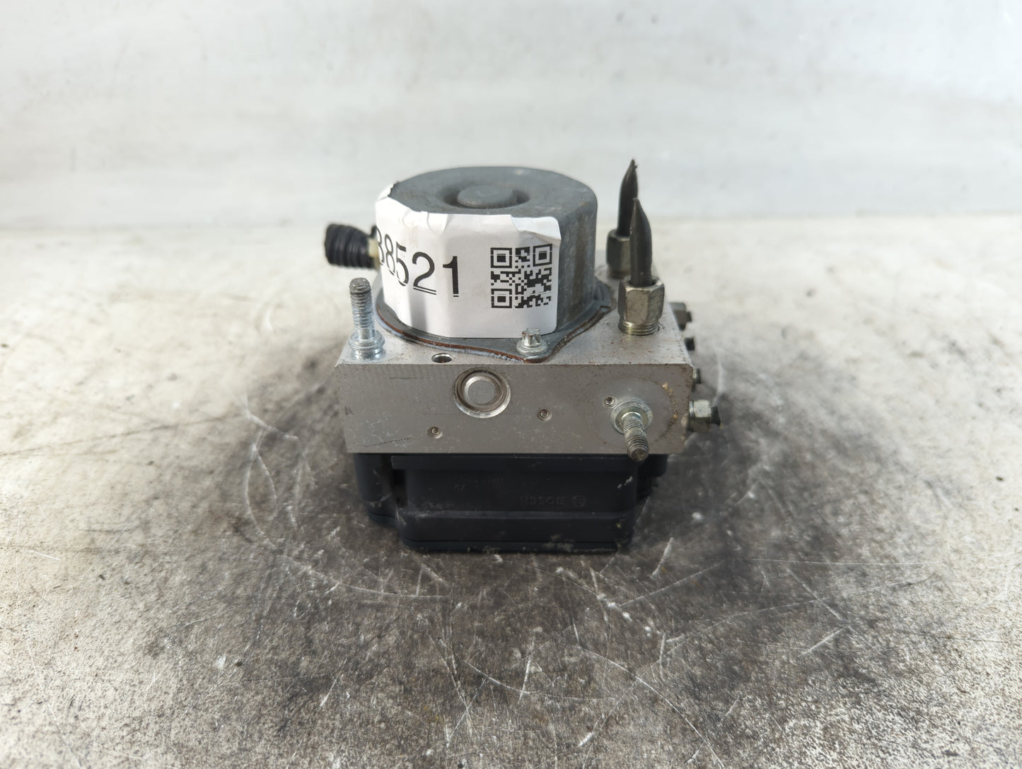 2015-2019 Nissan Versa ABS Pump Control Module Replacement P/N:47660 9KK0A Fits Fits 2015 2016 2017 2018 2019 OEM Used Auto 