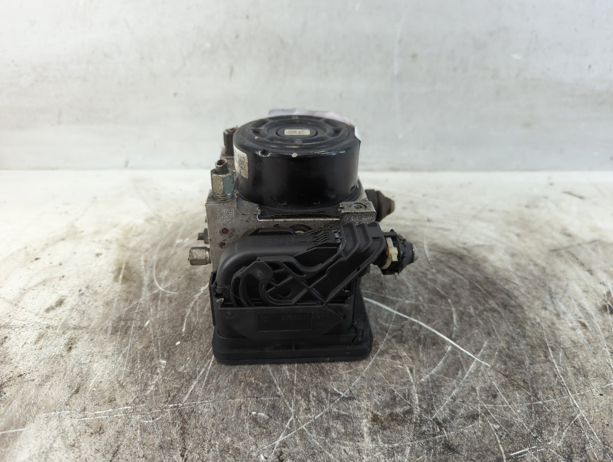 2014-2019 Nissan Versa Anti-Lock Brake ABS Pump Module Actuator OEM P/N:47660 3WC0B Fits Fits 2014 2015 2016 2017 2018 2019 