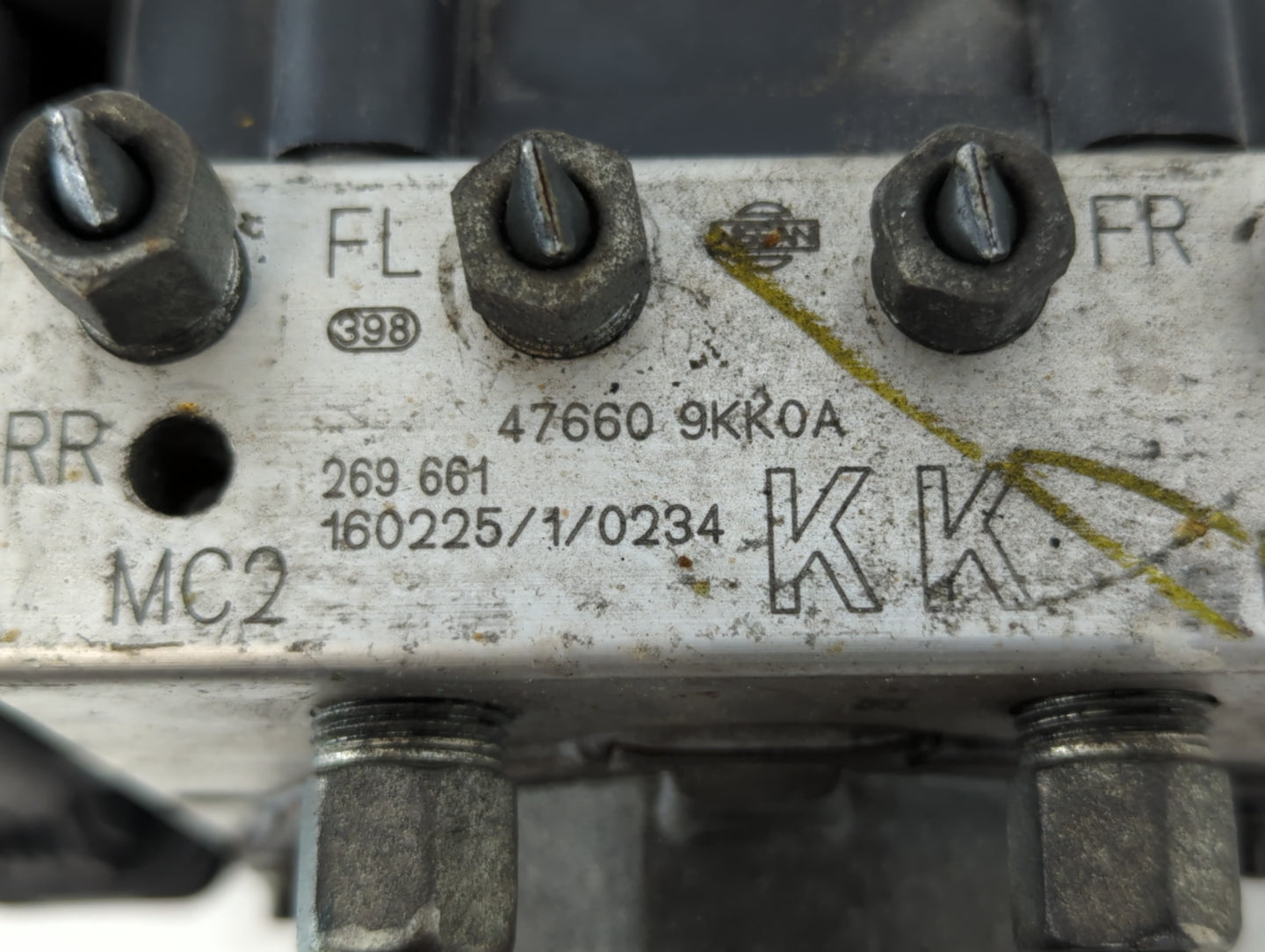 2015-2019 Nissan Versa ABS Pump Control Module Replacement P/N:47660 9KK0A Fits Fits 2015 2016 2017 2018 2019 OEM Used Auto 