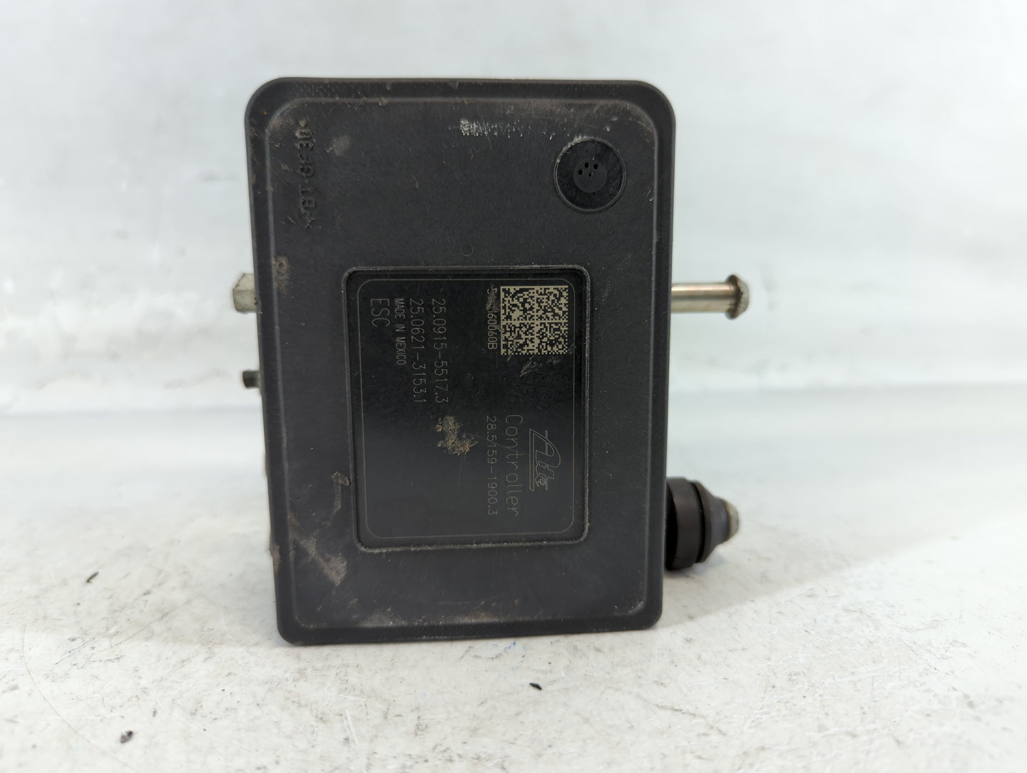 2014-2019 Nissan Versa ABS Pump Control Module Replacement P/N:47660 9MD0B Fits Fits 2014 2015 2016 2017 2018 2019 OEM Used 