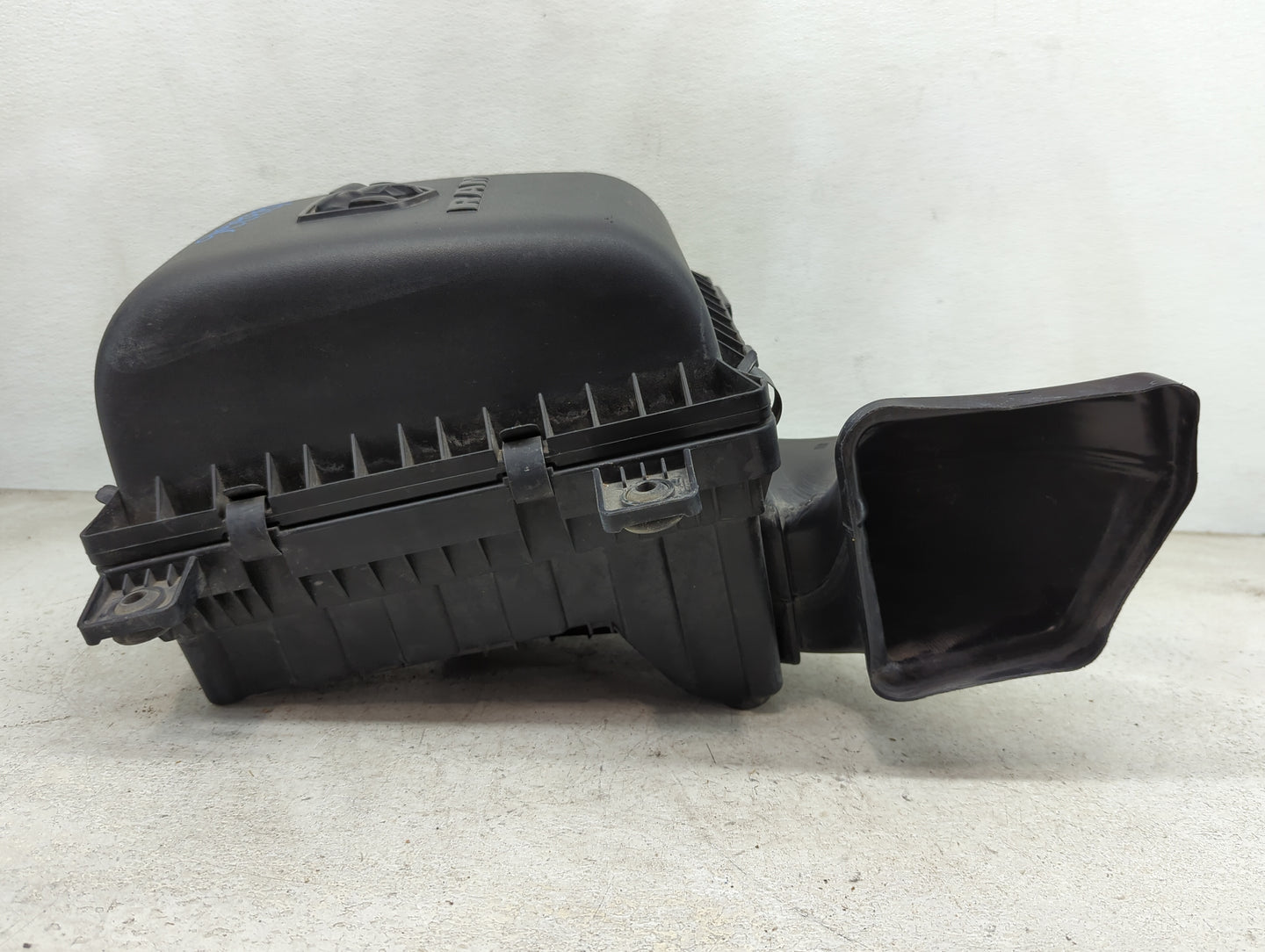 2014-2018 Ram 1500 Air Cleaner Intake-duct Hose Tube - Oemusedautoparts1.com