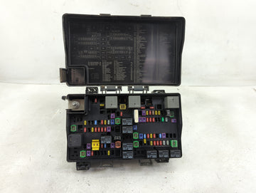 2016 Ram 1500 Fusebox Fuse Box Panel Relay Module P/N:04692143AA 137422705, 7140-1980 Fits OEM Used Auto Parts
