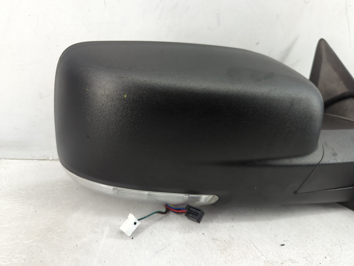2016 Ram 1500 Passenger Side View Mirror - Right Door Mirror OEM Used - Oemusedautoparts1.com