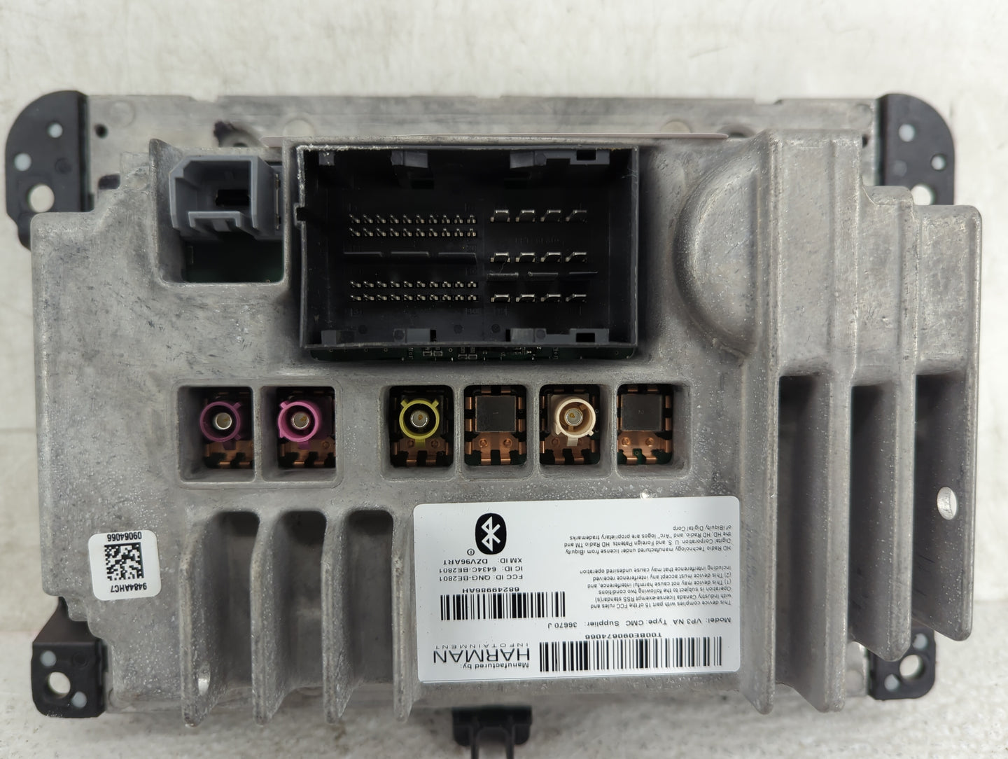2015-2016 Ram 1500 Radio AM FM Cd Player Receiver Replacement P/N:68240988AH 68240988AI, GNG-8E2801 Fits Fits 2015 2016 OEM 