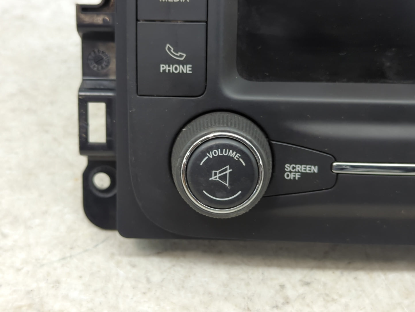 2015-2016 Ram 1500 Radio AM FM Cd Player Receiver Replacement P/N:P68271365AD A2C7515960300, Y7OVP2, 7812H-VP2 Fits Fits 201
