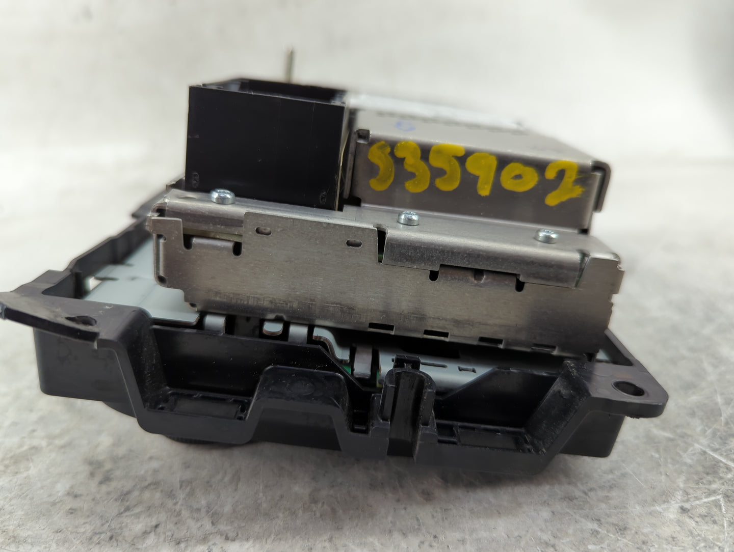 2016 Ram 1500 Radio AM FM Cd Player Receiver Replacement P/N:P68271365AD TVPQN1786H051F, Y7OVP2, 7812H-VP2 Fits OEM Used Aut