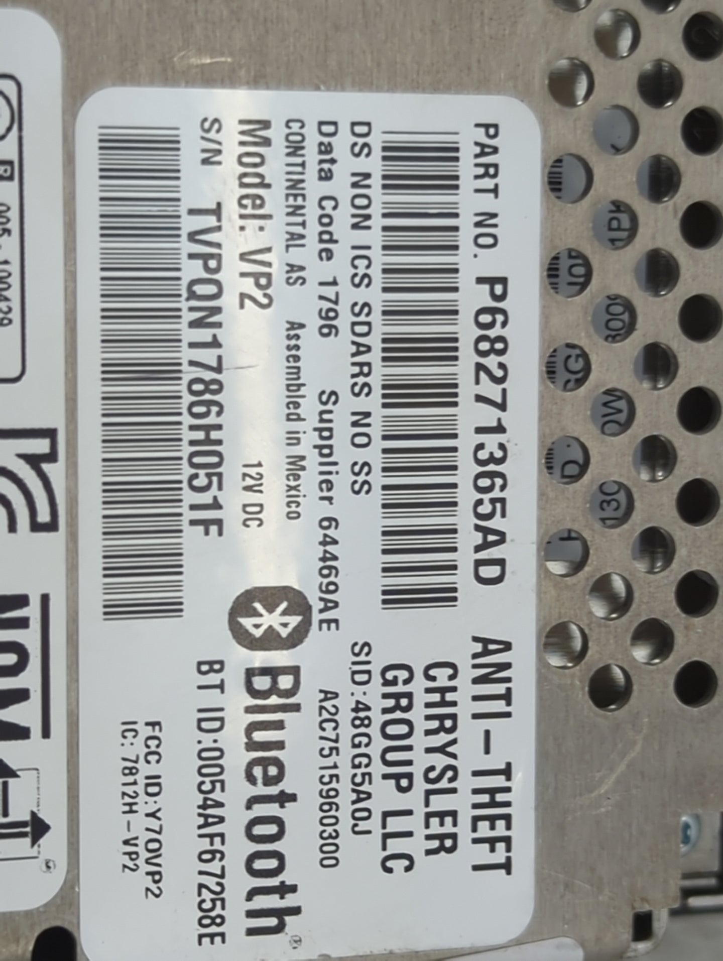 2016 Ram 1500 Radio AM FM Cd Player Receiver Replacement P/N:P68271365AD TVPQN1786H051F, Y7OVP2, 7812H-VP2 Fits OEM Used Aut