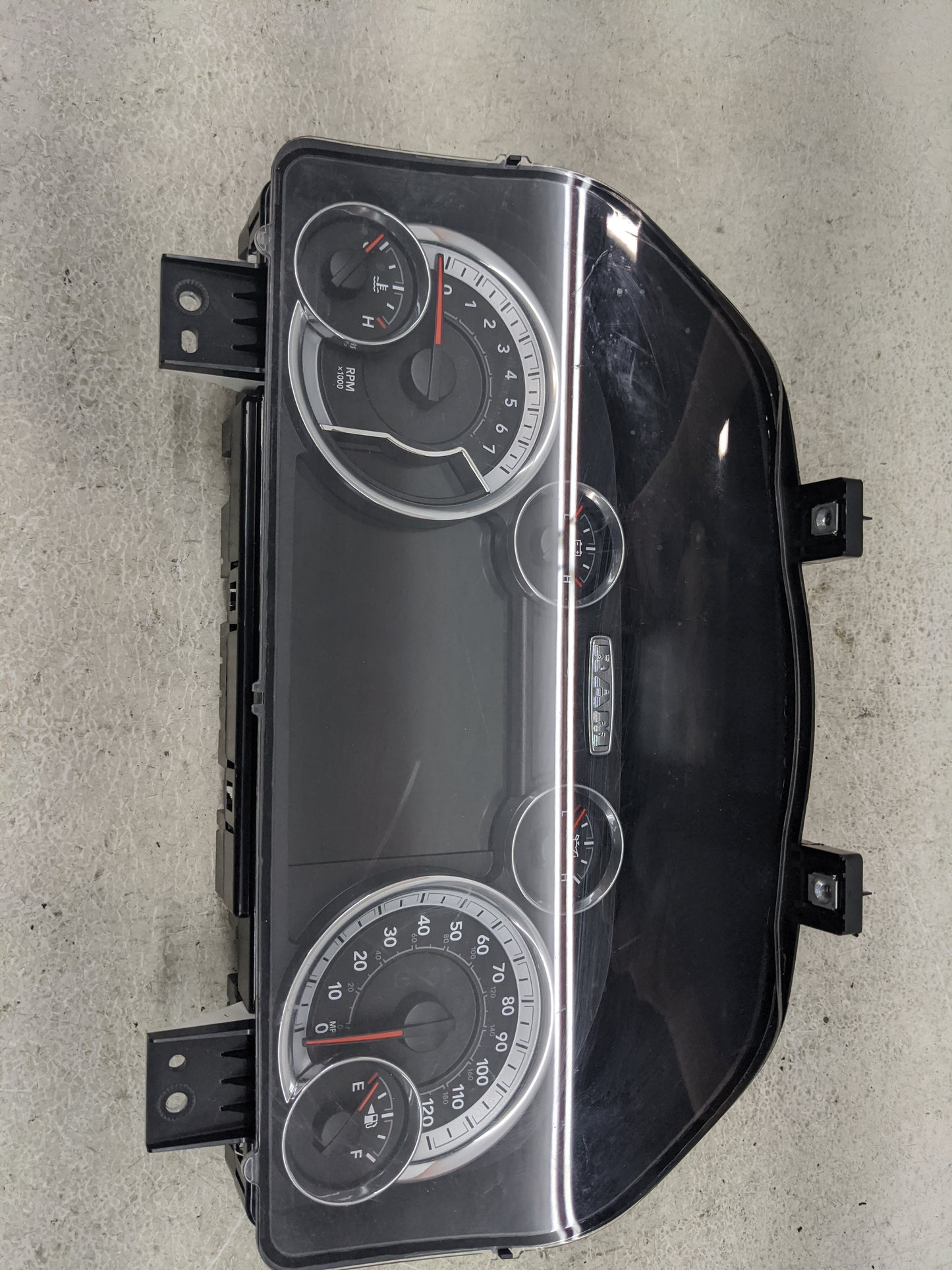 2016 Ram 1500 Instrument Cluster Speedometer Gauges P/N:P68265380AC A2C80931800, A2C98051202 Miles:180K Fits OEM Used Auto P