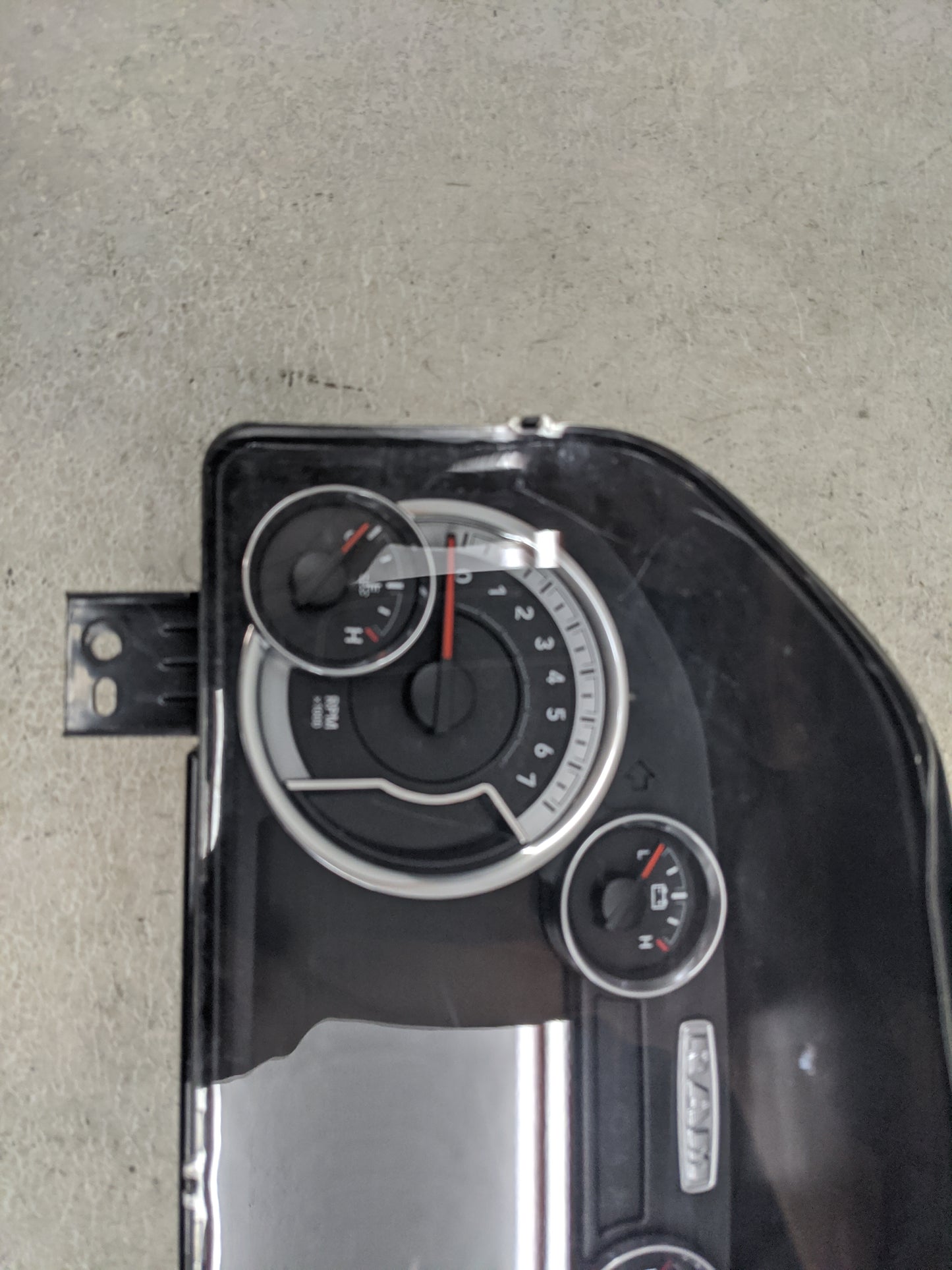 2016 Ram 1500 Instrument Cluster Speedometer Gauges P/N:P68265380AC A2C80931800, A2C98051202 Miles:180K Fits OEM Used Auto P