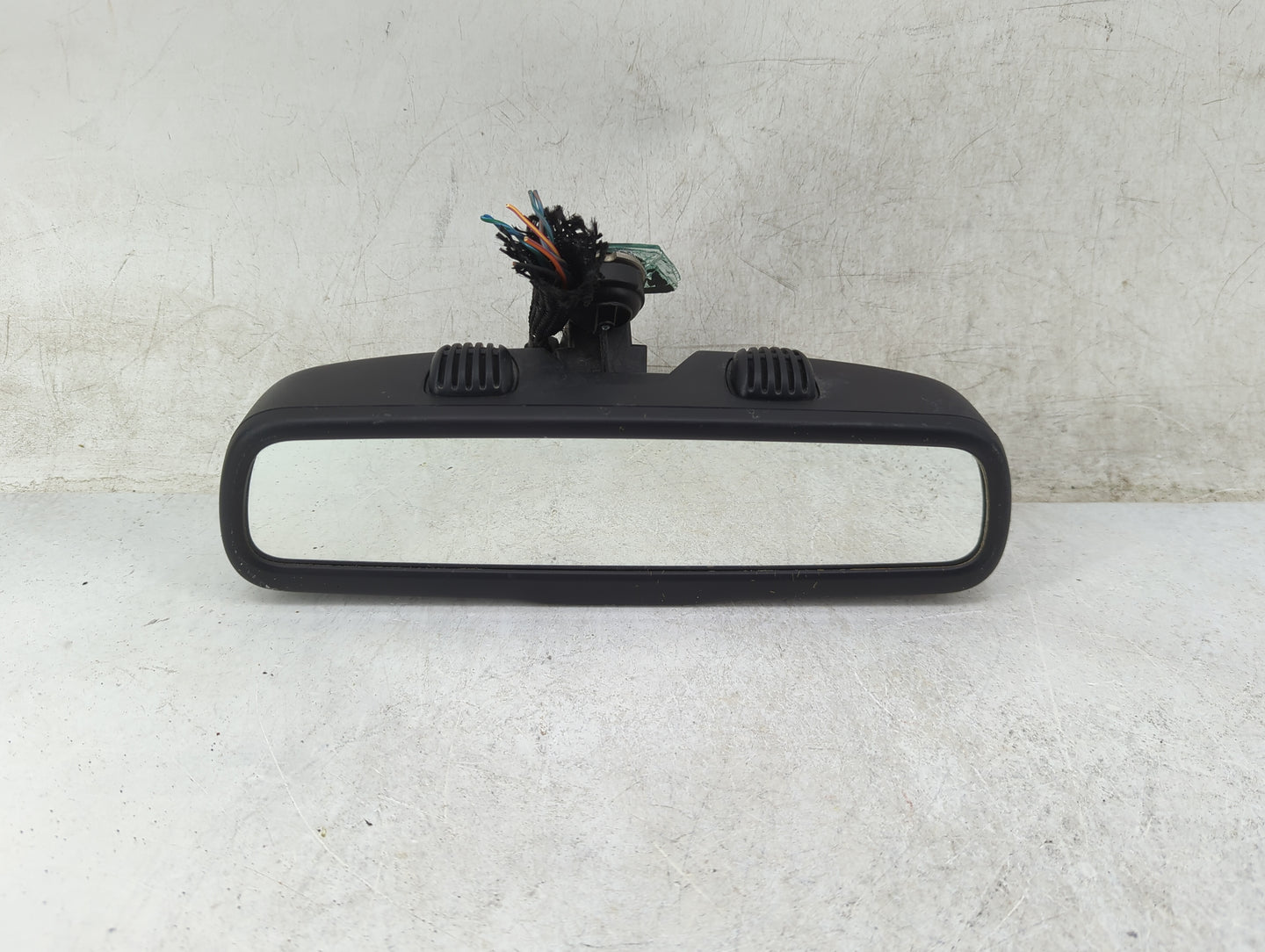 2014-2016 Ram 1500 Interior Rear View Mirror Replacement OEM P/N:31195P E11028018, A048070 Fits Fits 2014 2015 2016 OEM Used